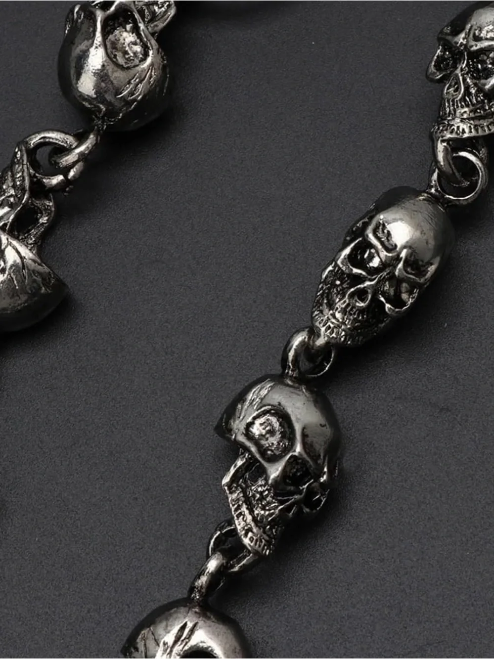 Men's Black Gunmetal Skull Link Detachable Key Chain W Links.